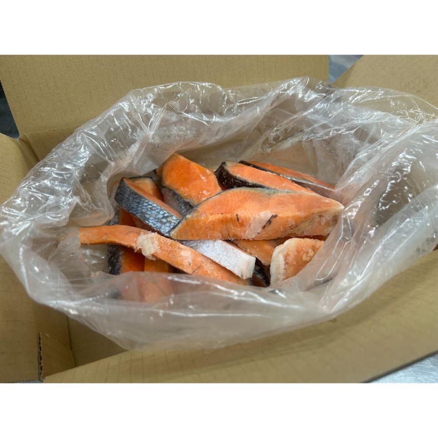 ＜かば田＞【訳あり】定塩　銀鮭　切身【もったいない！を食べよう】1kg×1袋