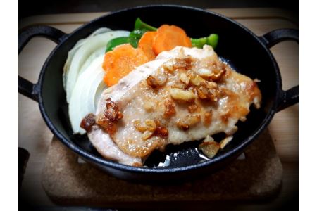 ＜商店街の精肉店＞「肉のまるゆう」がオススメする【網走管内産】知床どりモモ肉4kg（網走産） ABU1012