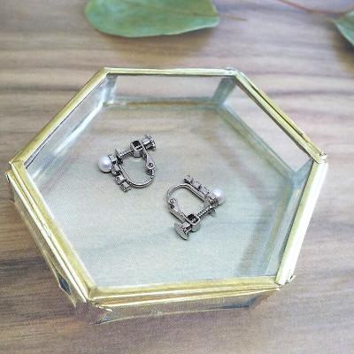 ふるさと納税 伊勢市 真珠イヤリング・スリービーズ(淡水本真珠・ボタン) 1998 |  | 03