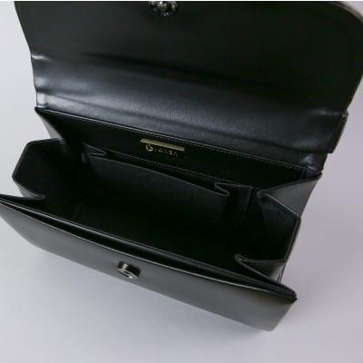 ふるさと納税 東大阪市 【IWASA】フォーマルバッグ職人が仕立てる　厳選した革を使用した本革フォーマルバッグ |  | 03