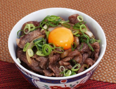 近江牛 すきやき用[吟] 【1㎏】【カネ吉山本】【Y086SM2】