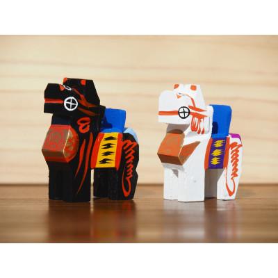 ふるさと納税 郡山市 【ふるさと納税】三春駒 セット 一合マス入り 白黒 伝統工芸品 張り子 だるま ミニチュア 手づくり |  | 01