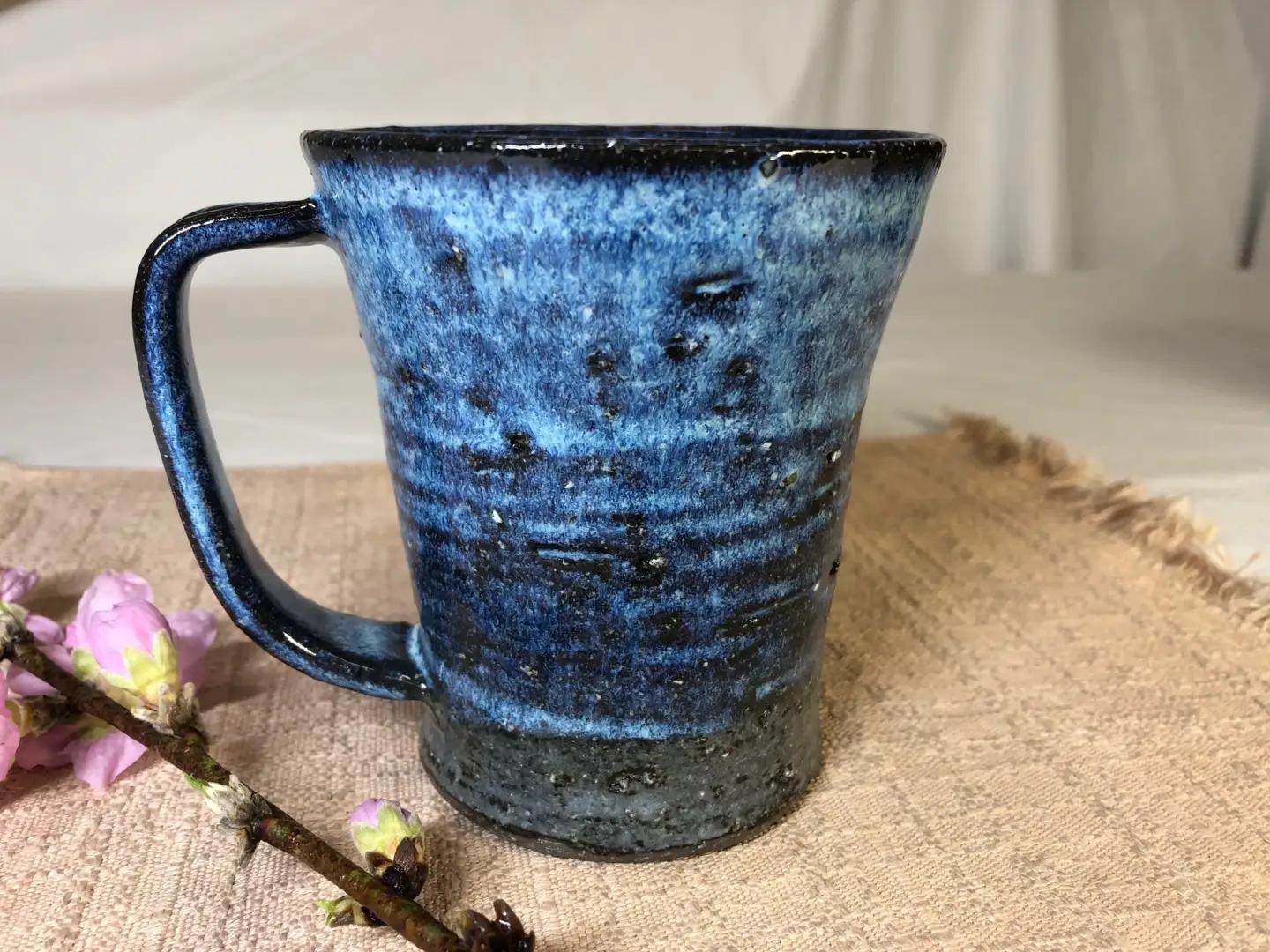 陶器のカップ(縦長)(桜灰釉)|カップ