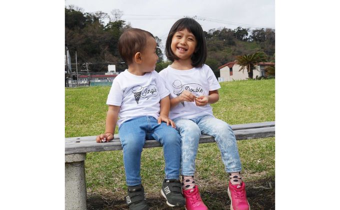 2人兄弟姉妹でおそろい/アイスクリーム Sigle×Double プリント/ Tシャツ2枚組ギフトセット【出産祝い・誕生日・ギフト・プレゼント】（100cm×140cm）