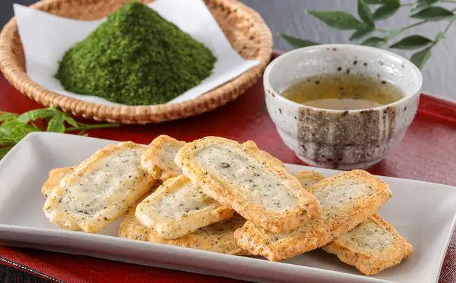 おかき 西田製菓 無選別おかき詰合せ1.2ｋｇ / 無選別黒大豆おかき120ｇ×5袋・無選別海老おかき120ｇ×3袋・無選別青のりおかき120ｇ×2袋 / 米菓 お菓子 お茶菓子 国産 豆おかき 海老