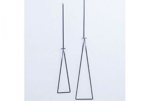 ALART〈アルアート〉Strings　SMセット（Strings　S・M　各1個） 壁面用花器　金属素材を用いたモダンなアイテム　アルミならではの80ｇと軽量さ・手染めによる漆黒色が特徴 F7Z-2