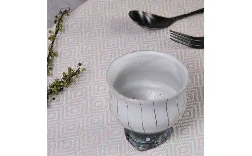 
            信楽焼 山逢いシリーズ ゴブレット / 立ち湯呑み（青ライン）
          