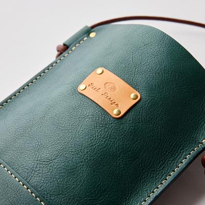 ふるさと納税 函南町 【ハンドメイド】やわら革サコッシュ(グリーン) |  | 01