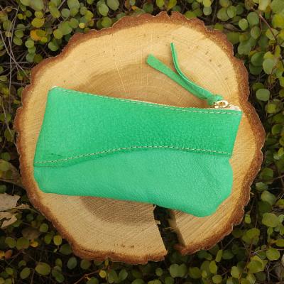 ふるさと納税 宍粟市 鹿革コレクション　生きた証　ジッパーモデル【蒲公英×牡丹雪×翠】　AN24　 |  | 02