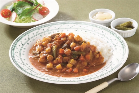 ≪新宿中村屋≫プチカレービーフマイルド、彩り野菜と豆、ハヤシ 3種 各120g×2袋 計6袋 【 レトルト レトルト食品 保存食 おかず 神奈川県 海老名市 】