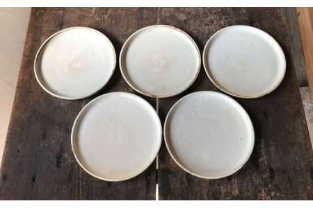 20cm 丸プレート 5枚セット アイボリーシリーズ《糸島》【うつわと手仕事の店 研】 [ARD008] 器 陶器 食器 皿 取り皿 クラフト 手作り うつわ おしゃれ 皿 お皿 丸皿 取り分け皿 ケ