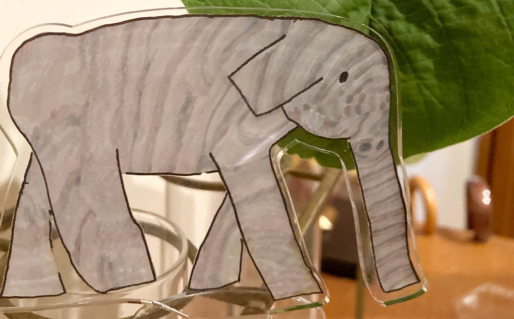 
                  アクリルスタンド 1個 約10.5cm×約8.5cm アクリル アクスタ 雑貨 インテリア
                