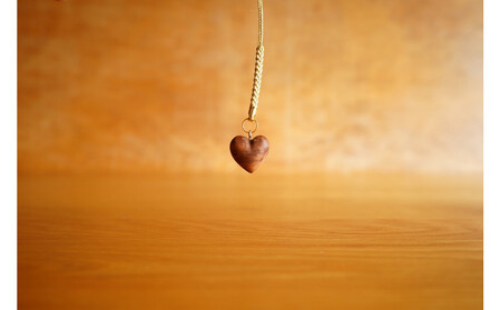 【相良パーティ】千年の愛～屋久島の森の至極の宝～ 屋久杉ハートストラップ