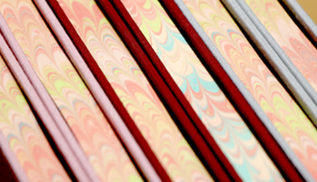 A5さくらのマーブル染め 丸背ノート・〔限定〕　さくら　無地【013-47】｜A5ノート さくらのマーブル染め 丸背ノート 美篶堂 限定商品 無地 手染め マーブル染め 伊那市 長野県 ふるさと納税 