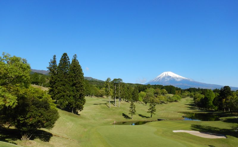 ゴルフ 利用券 静岡 裾野カンツリー倶楽部 3000円分 チケッ