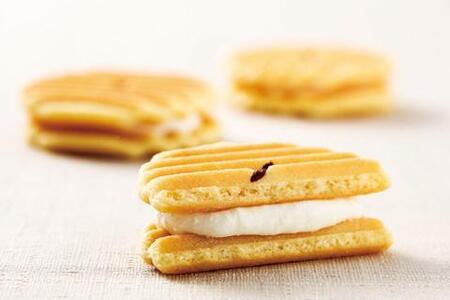 【高島屋選定品】【鼓月】姫千寿せんべい二段箱［ 京都 老舗 和菓子 千寿せんべい 有名店 和菓子 抹茶 クリーム 人気 おすすめ お菓子 スイーツ お取り寄せ 通販 ギフト プレゼント 贈答 ふるさと