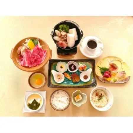 ホテルサンルーラル大潟　平日限定1泊2食付宿泊券(あきた名物プラン)【配送不可地域：離島・沖縄県】【1737457】