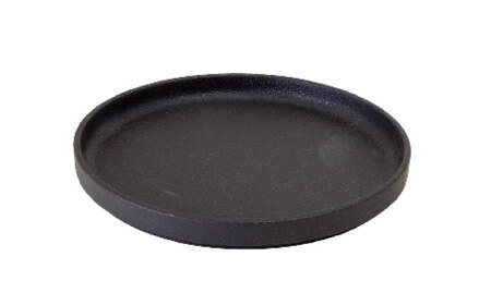【瀬戸焼】切立丸プレート(16cm) いぶし黒 2枚セット【ヤマハツクリタ株式会社】 / 食器 和食器 丸皿 / 瀬戸市[BBDV029]