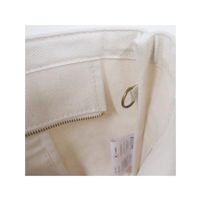 ふるさと納税 大分市 【ファスナー付きA4サイズ対応　ポケット・キーフック付きの安心トート(ホワイト)_T03045_2 |  | 03