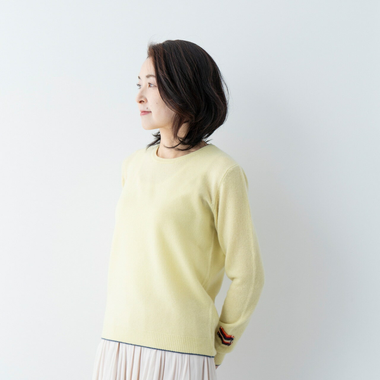 【ふるさと納税】ニット レディースファッション ラウンドネックプルオーバー サイズ 女性用 S M L LL カシミヤ100% レディース ニット セーター ギフト プレゼント 秋 冬 長袖 最高級 薄手 無地 シンプル ≪白田のカシミヤ≫