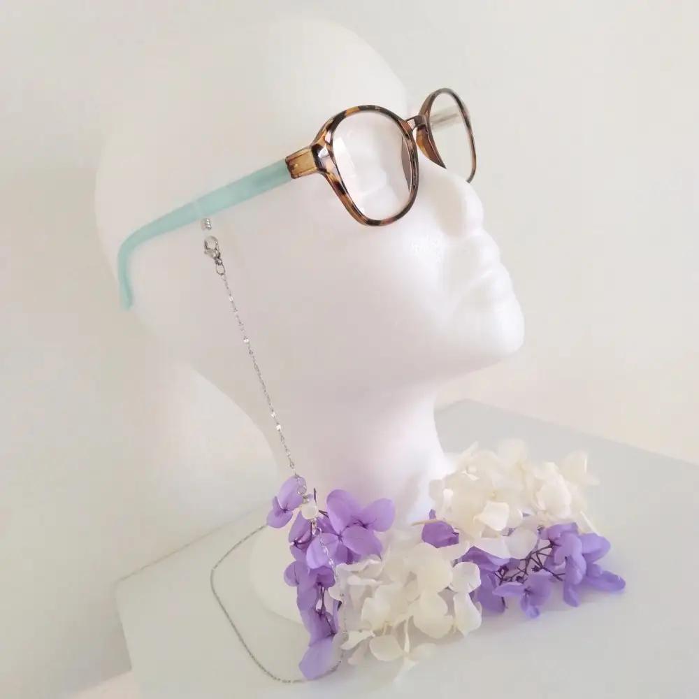 【小さなシェル猫】メガネチェーン　サージカルステンレス　アレルギー対応　白蝶貝　ネコモチーフ　天然石　プレゼント　ギフト　