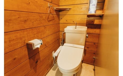 快適なエアコン、温水洗浄便座付きトイレを完備（一部施設を除く）