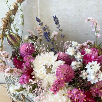 ふるさと納税 茅野市 信州八ヶ岳の麓から贈るドライフラワーアレンジメントS(ピンク) |  | 01