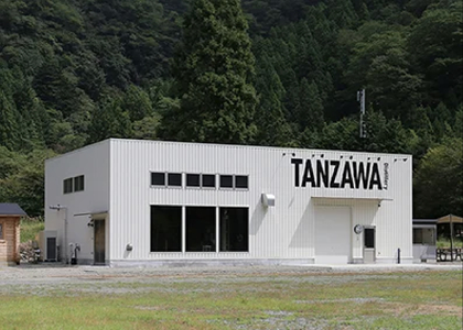 テレビ朝日で放送されました！【定期便6ヵ月】【丹沢蒸留所】　丹沢　ブレンデット ウイスキー(シェリー バレル フィニッシュ ザ ファースト)　700ml×1本【 お酒 ウイスキー ギフト お祝い 神奈