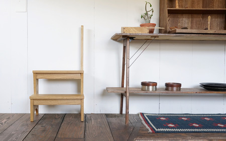 踏み台 2段 手作り 子ども 木製 片手ハンドル付き【Ojn Handmade Hut】昇降 ステップ台 ステップスツール 新潟県 出雲崎町