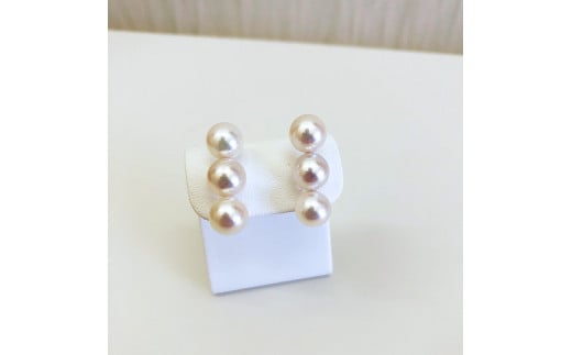 パール優美 真珠 アクセサリー ピアス パール 8ミリ ～ 8.5ミリ K14 三重県 伊勢 志摩 プレゼント 人気 冠婚葬祭 バレンタイン ホワイトデー カジュアル レディース シンプル / 志摩産 アコヤ真珠　8-8.5ミリ 3粒ライン ピアス ( K14WG )