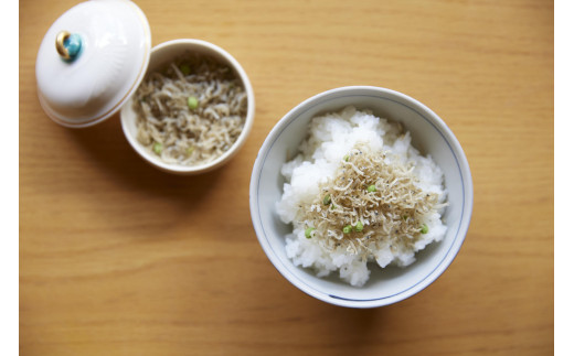 
            自家製ちりめん山椒230g | ちりめん山椒 ご飯のお供  和食 ギフト 贈答 美味しい 人気 おすすめ 送料無料 神奈川 鎌倉
          