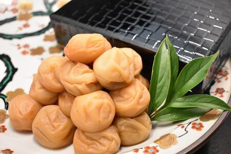 【ギフト用】高級南高梅はちみつ梅・しそ漬梅計800g入 紀州塗箱 網代模様仕上  【SW84】