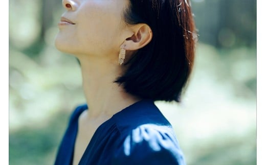 【KALCANO】小国杉ジュエリー mii-みい ピアス ジュエリー jewelry アクセサリー レディース 熊本 阿蘇小国杉 工芸品 木製 キューブ 三粒タイプ 木糸 ギフト プレゼント Ogunist