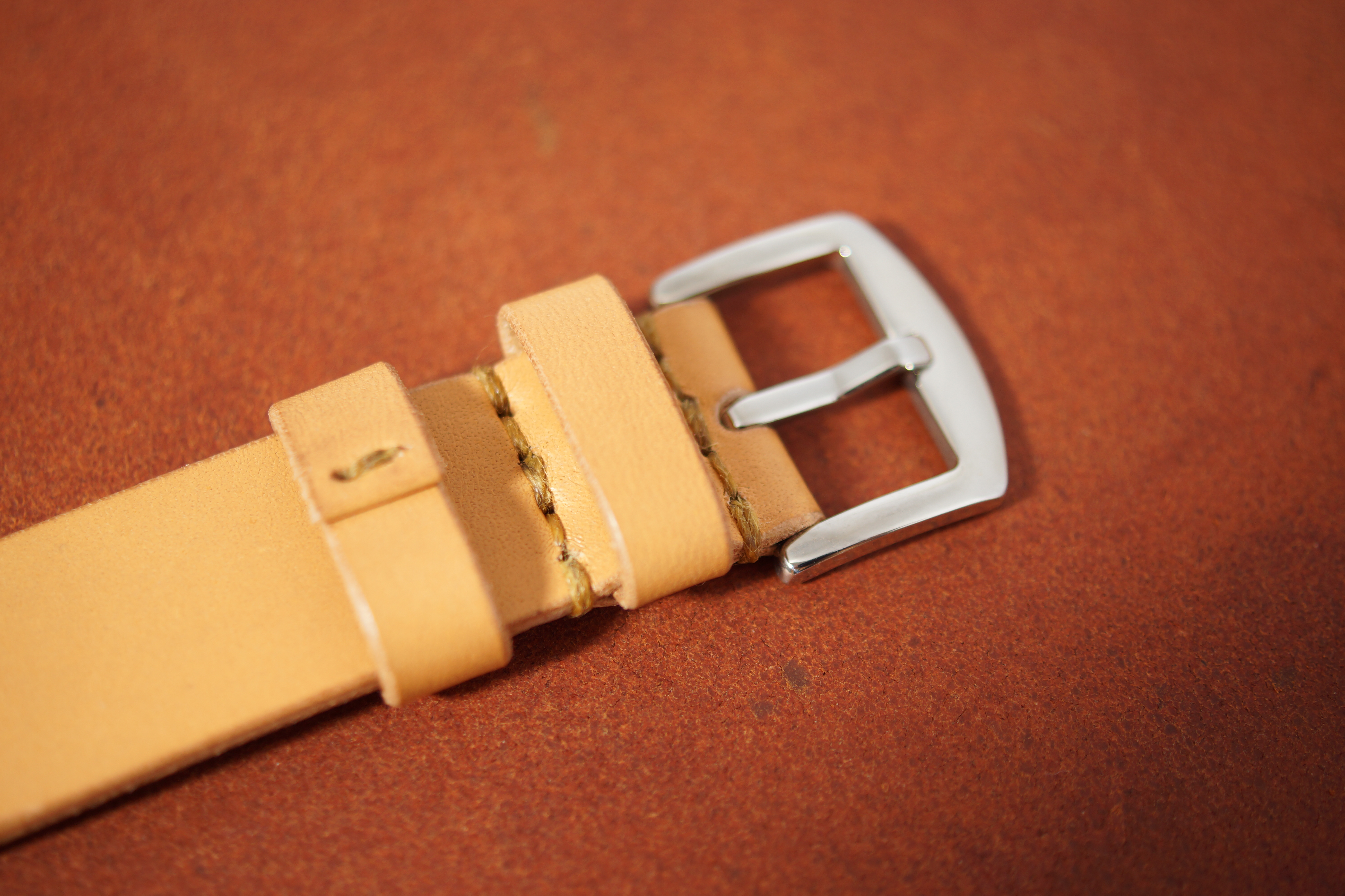 Bottega Glicine Apple Watch Band 本革 22mm ベージュ　ナチュラル　38mm/40mm/41mm　Mサイズ　172-014-BG-1-M