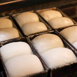 【12ヶ月定期便】薪窯パン シンプルセット