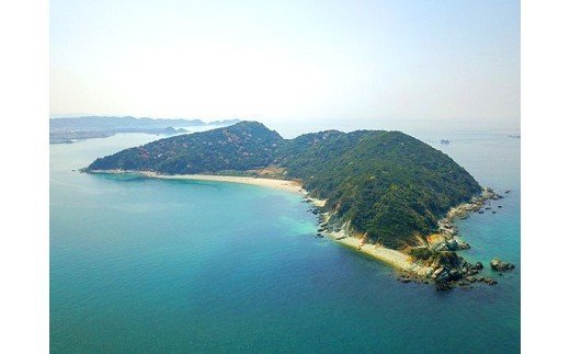 300 無人島（地ノ島）の浜辺でBBQ（4名様）(A300-1)