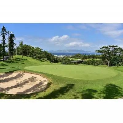 チケット 土・日・祝日 ゴルフプレー券 4名  (恩納村・1ラウンド )【美らオーチャードゴルフ倶楽部】