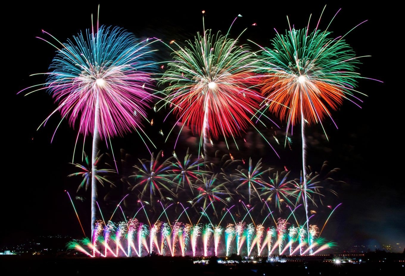 
                  【返礼品なし】 神明の花火大会 応援ふるさと納税〈3,000円から選べる寄附金額〉山梨県 市川三郷町 [5839-2334]
                