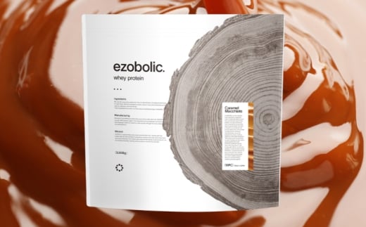 【キャラメルマキアート風味】 EZOBOLIC プロテイン 1kg 【 定期便 12回 】