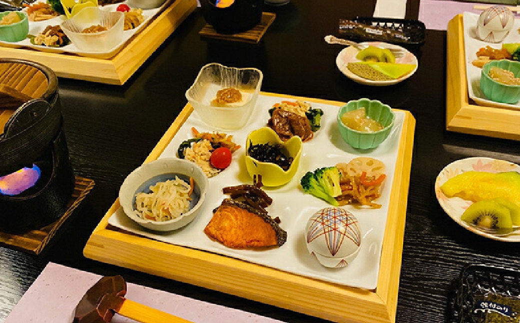 田中屋旅館1泊2食付きペア宿泊券