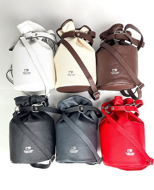 
I-20　本革巾着ショルダーバッグ
