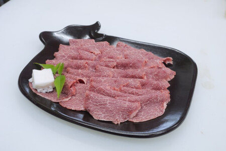 近江牛 切り落とし 500g 本多商店 滋賀県 東近江市 A-G06 近江牛 切り落とし 牛肉 和牛 肉 本多商店 滋賀県 東近江市 ギフト プレゼント 贈答品 お取り寄せ グルメ 肉じゃが しぐれ煮 煮込み 炒め物