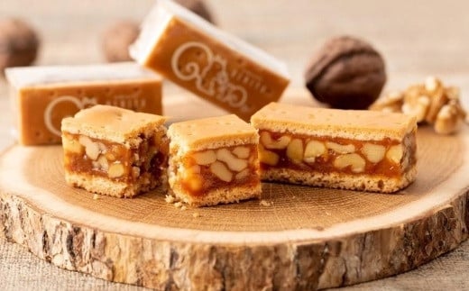 
                  クルミッ子16個入
                