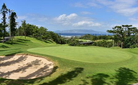 チケット 平日限定 ゴルフプレー券 4名  (恩納村・1ラウンド ) 【美らオーチャードゴルフ倶楽部】