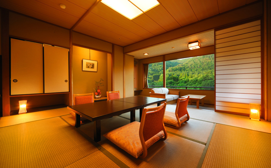 新鉛温泉 結びの宿  愛隣館  宿泊 ギフト券 【1266】