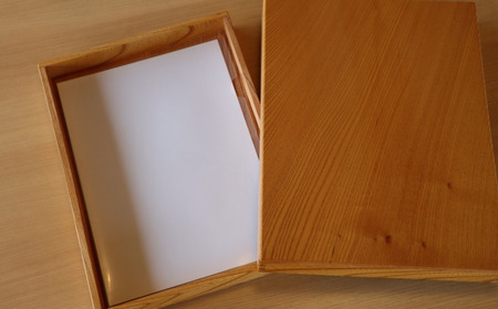  文箱　木箱　ケヤキ材　フタ付き　書類収納ボックス【木箱 ケース 収納ボックス 書類入れ 木材 木箱 ケース 蓋つき 木箱 ケース ケヤキ 木箱 ケース 書類収納ボックス 木箱 ケース ウッドボックス