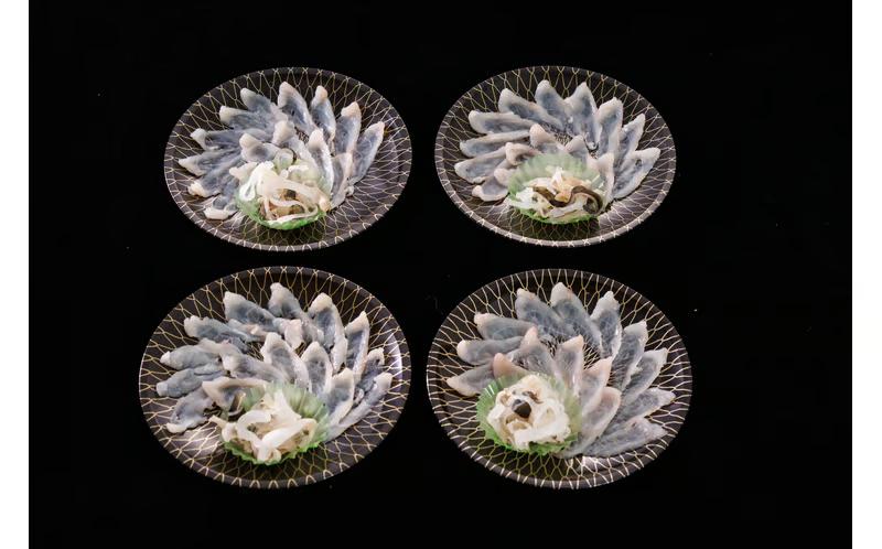 D423　とらふぐ刺し小皿4枚セット【個々盛り・食べやすいサイズ】