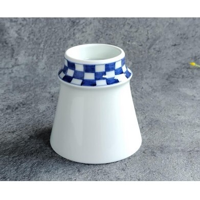 有田焼 至高の焼酎グラス 市松【松尾陶器】食器 器 うつわ 酒器 焼酎グラス グラス お酒 食器 器 うつわ 磁器 陶磁器 コップ カップ 染付 20000円 A20-664_イメージ3