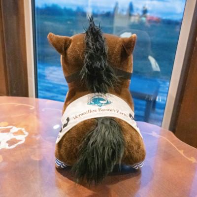 ふるさと納税 平取町 【競馬グッズ】【タニノギムレット】特大ぬいぐるみ　破壊神バージョン |  | 01