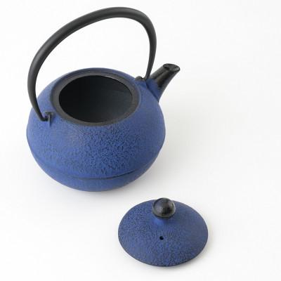 ふるさと納税 奥州市 【ふるさと納税限定カラー】南部鉄器 鉄瓶 なごみ 0.6L 黒紺 小ぶりで扱いやすい [Y0081] |  | 03